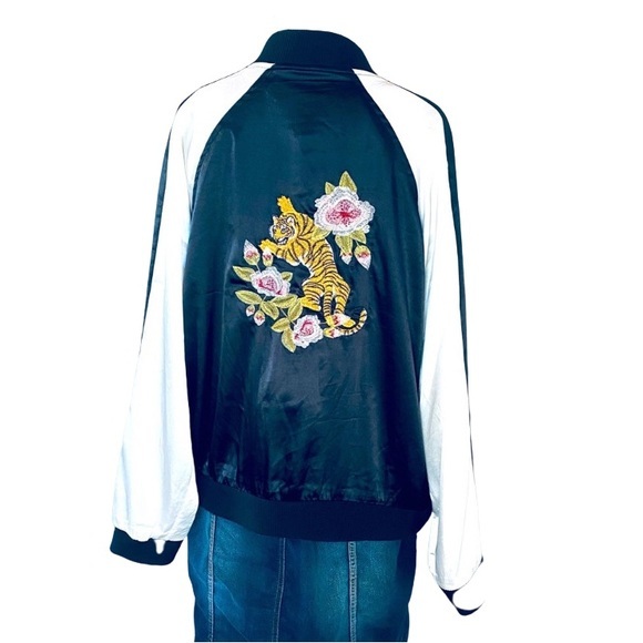 Brandon Thomas Silky embroidered baseball jacket. Size XL - Picture 7 of 9